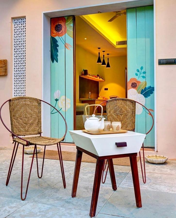 Parijat Private Pool Villa 1, 2 And 3 Bhk Udaipur Exterior photo