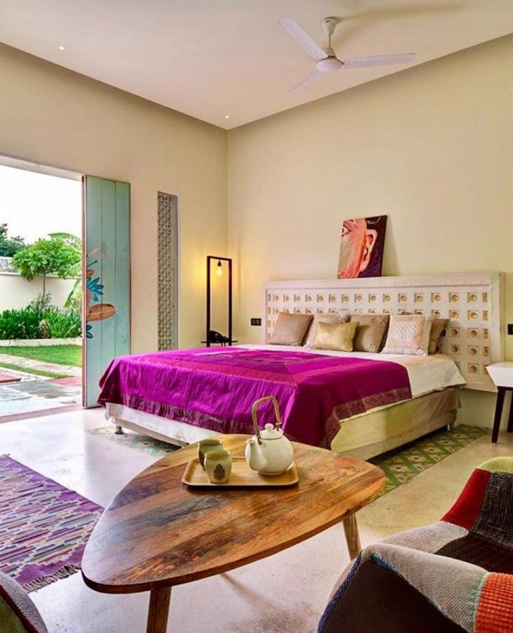 Parijat Private Pool Villa 1, 2 And 3 Bhk Udaipur Exterior photo