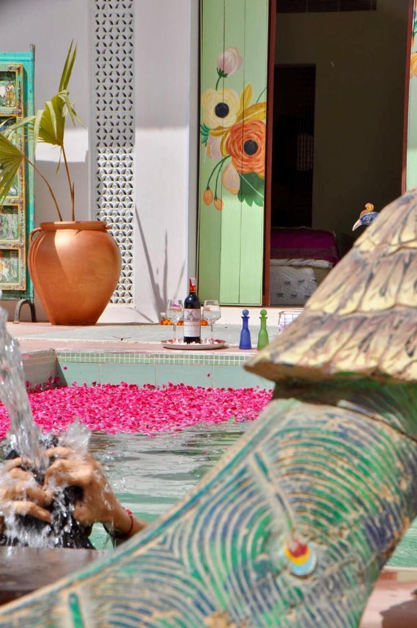 Parijat Private Pool Villa 1, 2 And 3 Bhk Udaipur Exterior photo